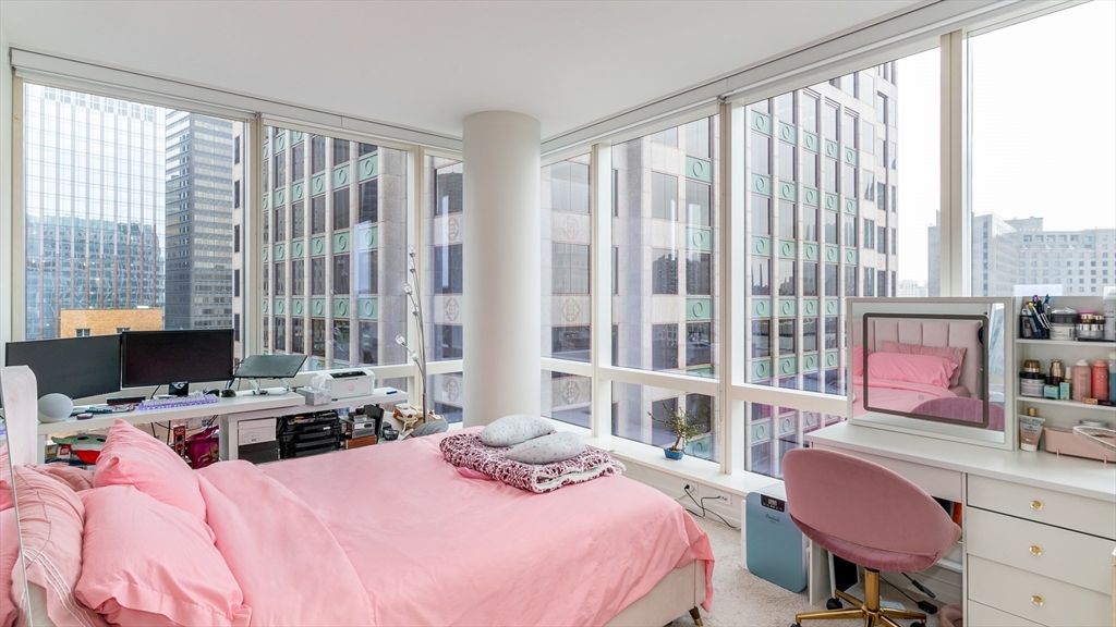 1 Franklin St # 1710