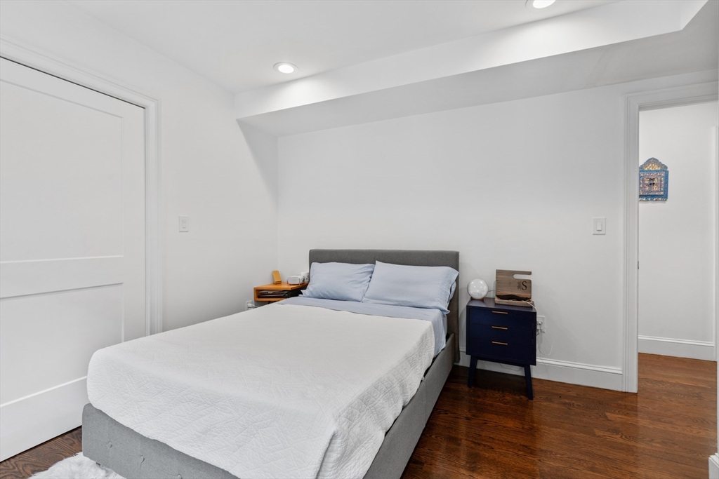 28 Leland St # 2