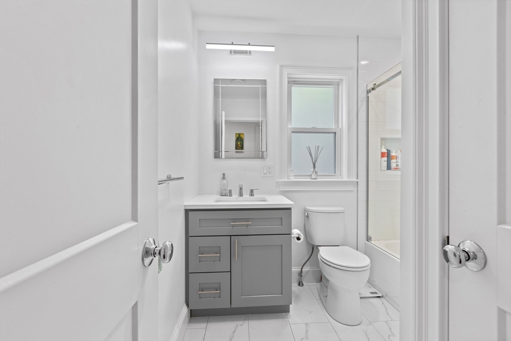 28 Leland St # 2