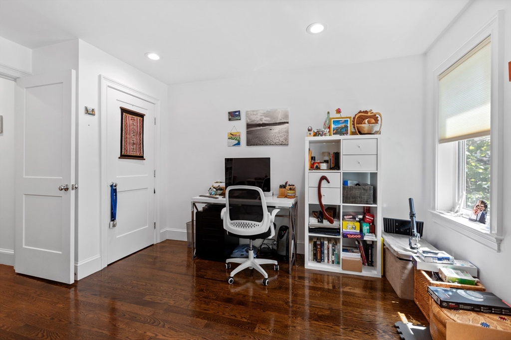 28 Leland St # 2
