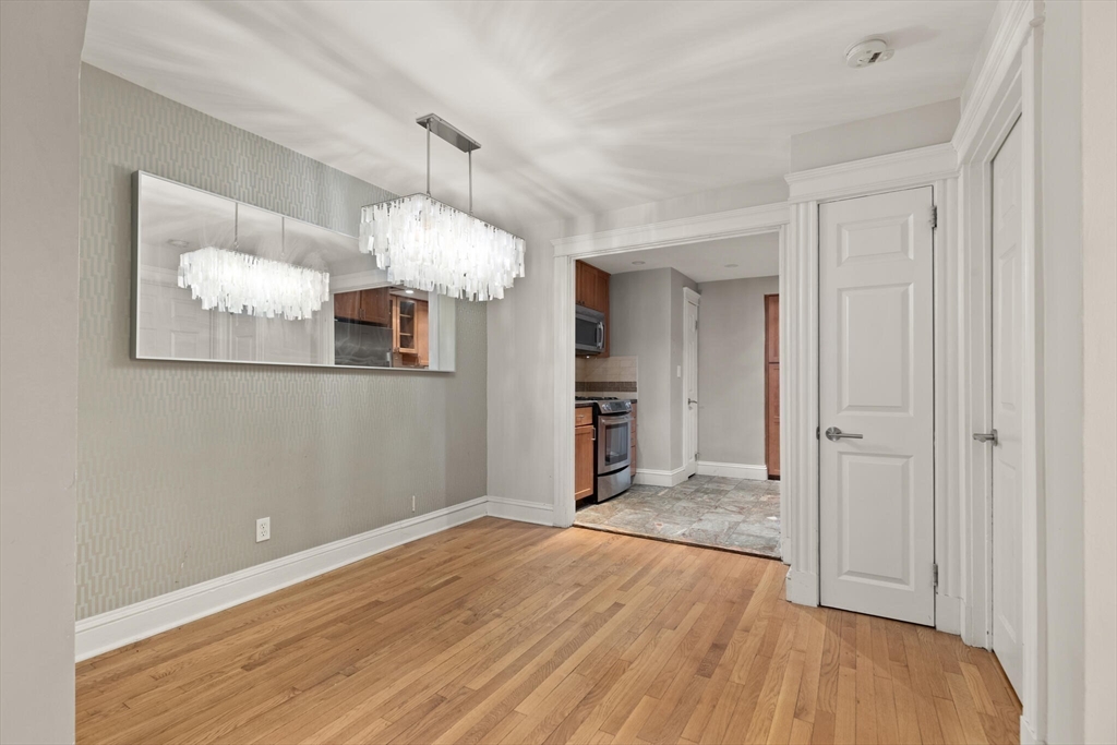 180 Commonwealth Ave # B