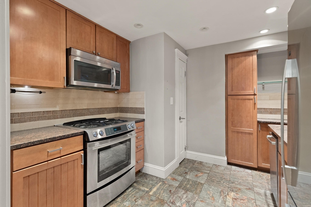 180 Commonwealth Ave # B