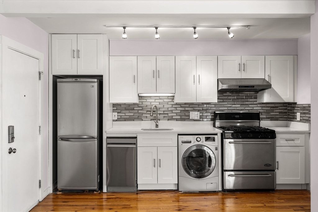 64 Hurley Street # 2