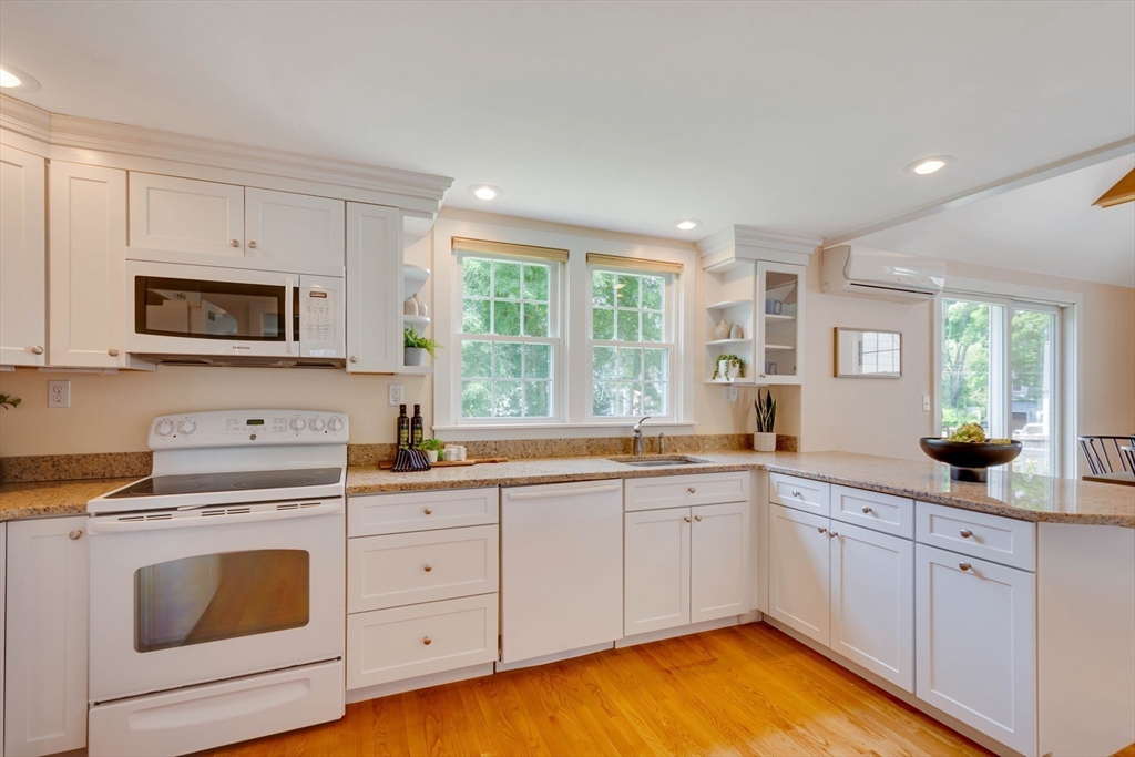 22 Southfield Cir