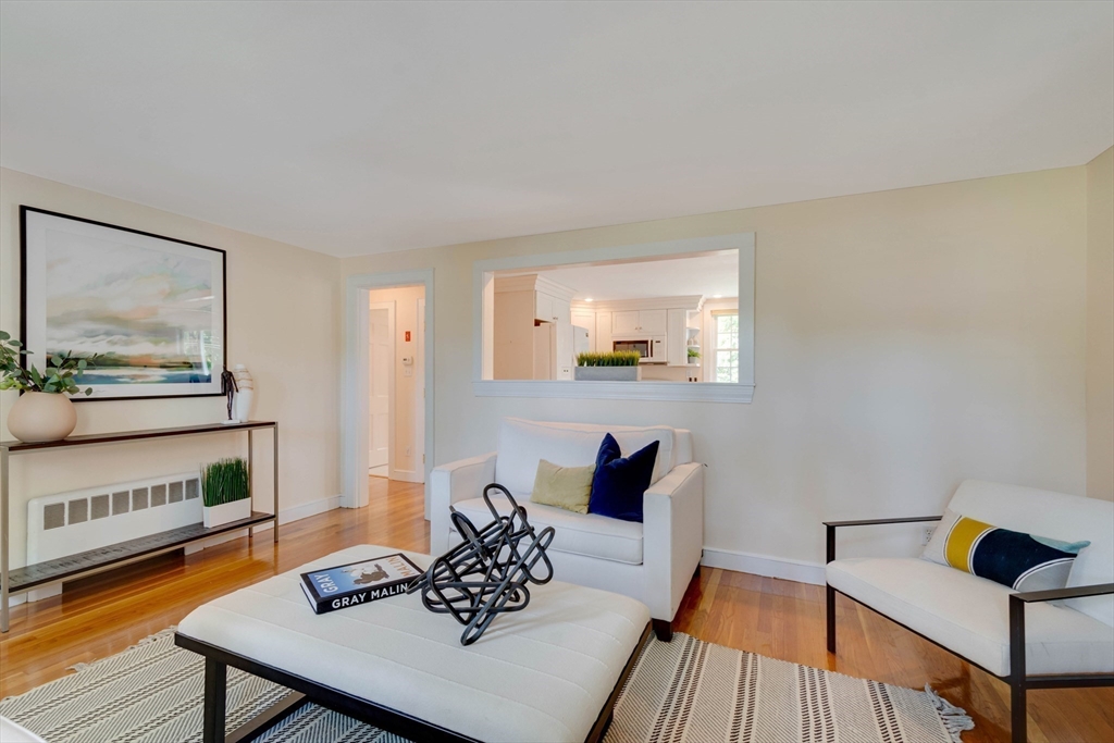 22 Southfield Cir