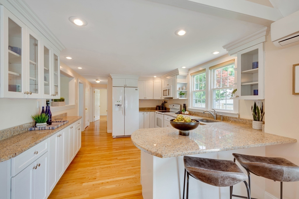 22 Southfield Cir