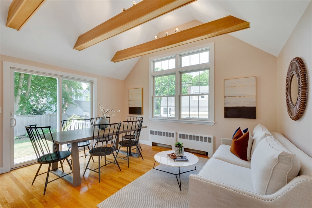 22 Southfield Cir