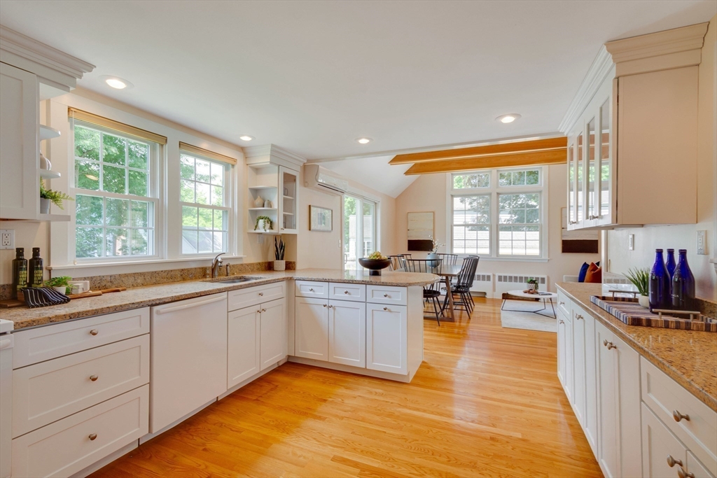 22 Southfield Cir
