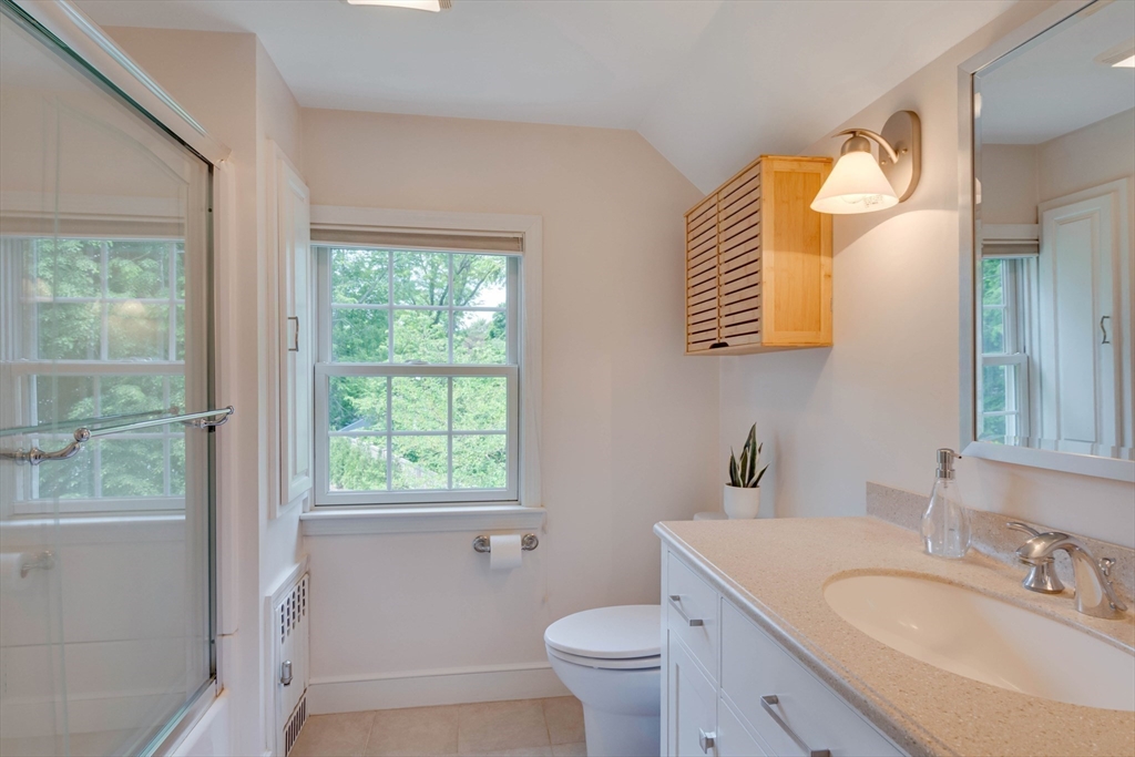 22 Southfield Cir