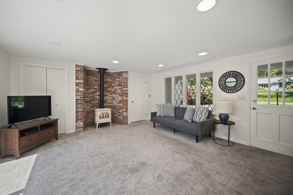 33 Windmill Drive