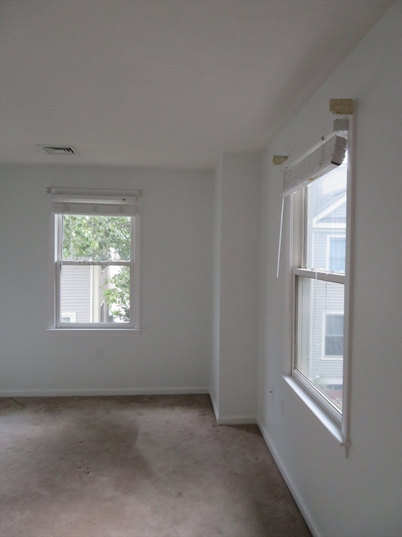 201 Main St # 9