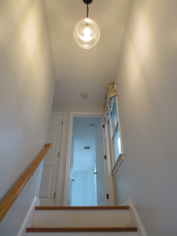 201 Main St # 9