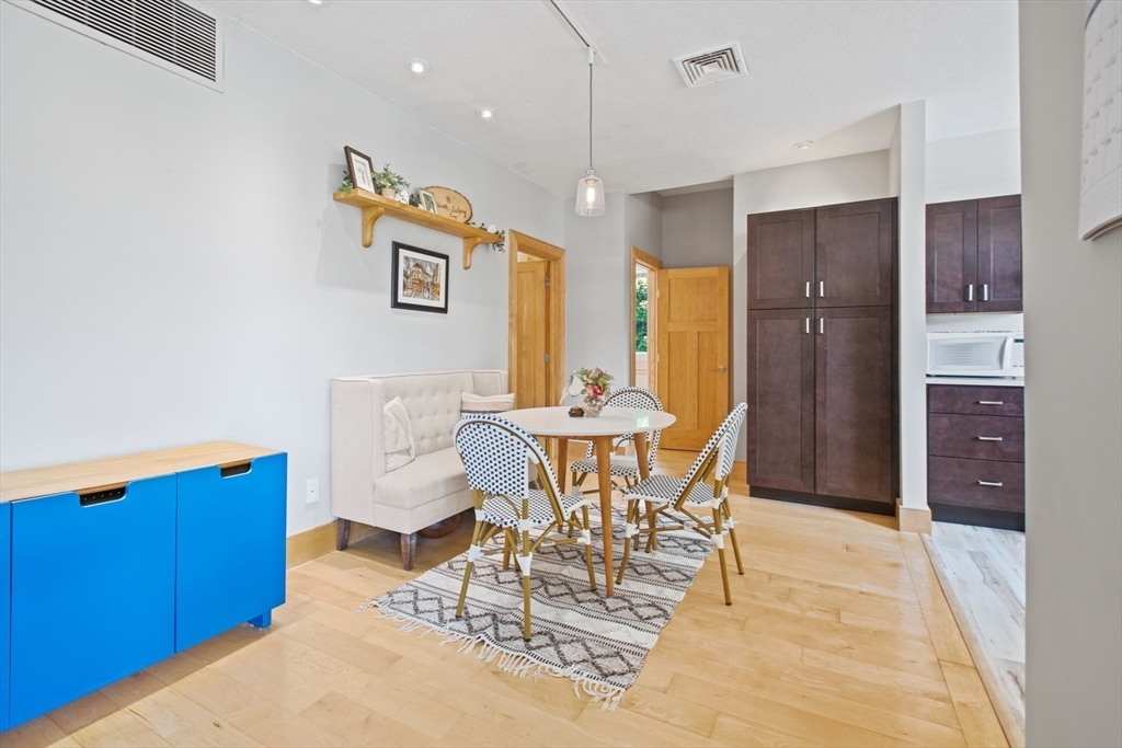 10 Ingalls Ct # 6
