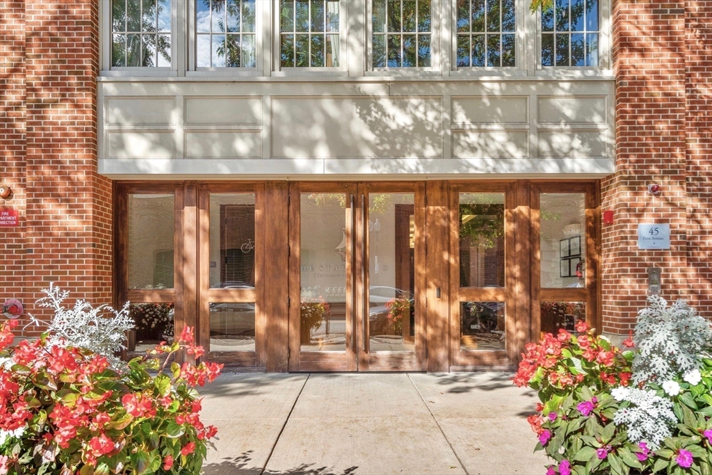 45 1st Ave # 308