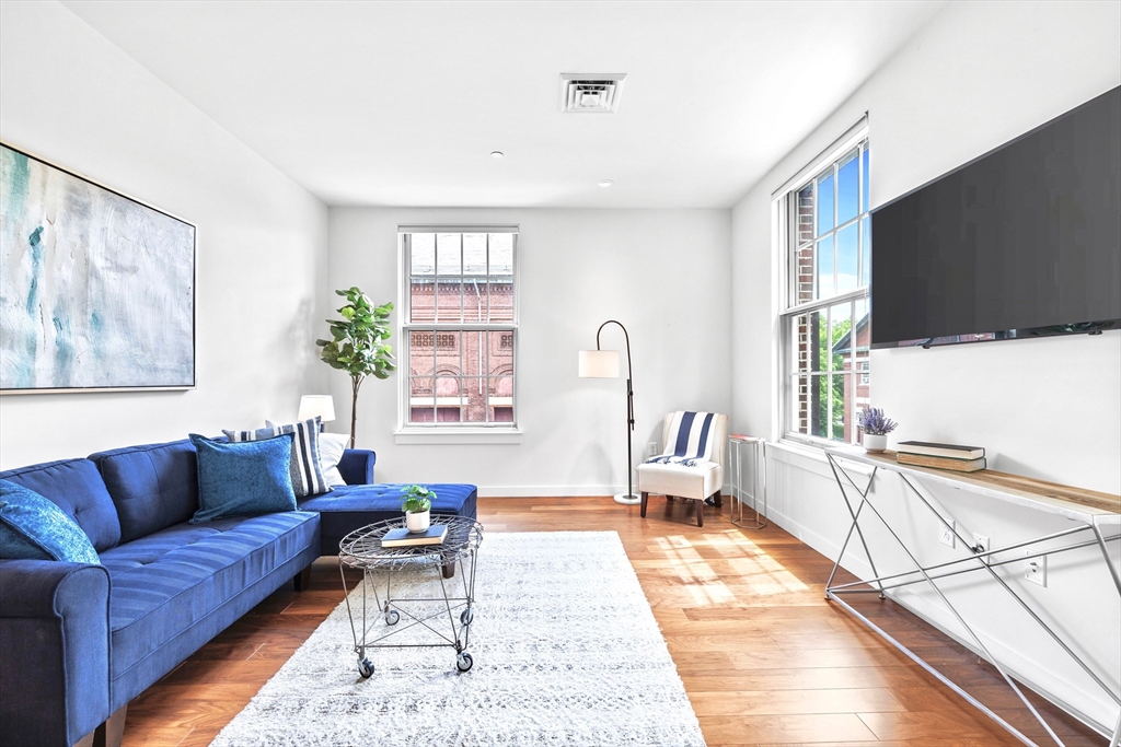 45 1st Ave # 308