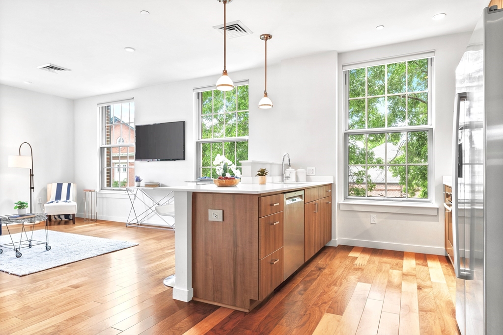45 1st Ave # 308