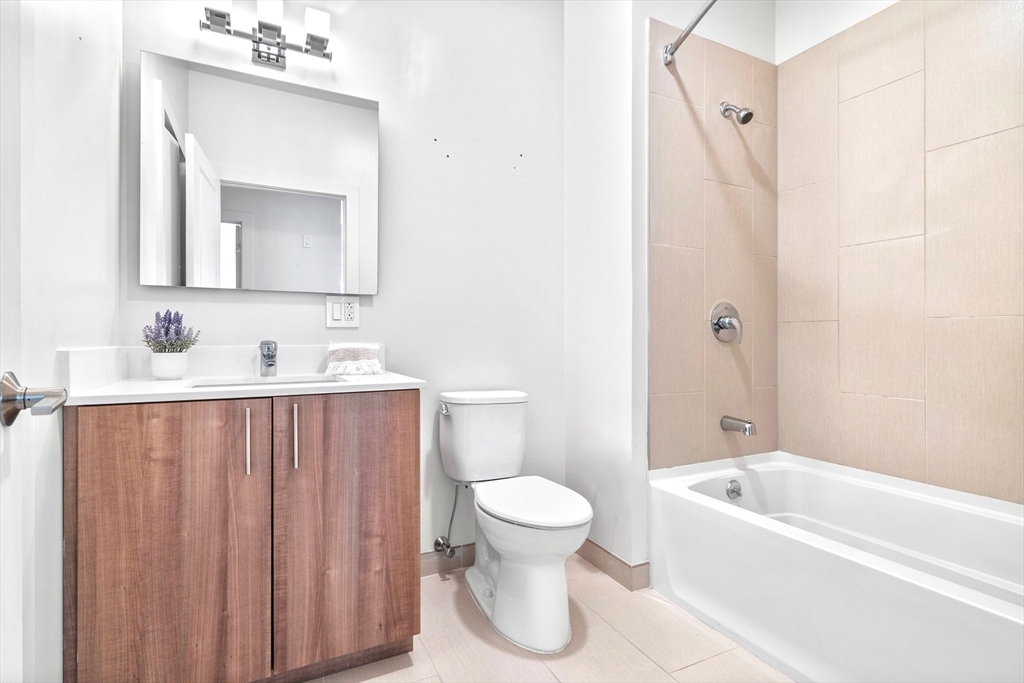 45 1st Ave # 308