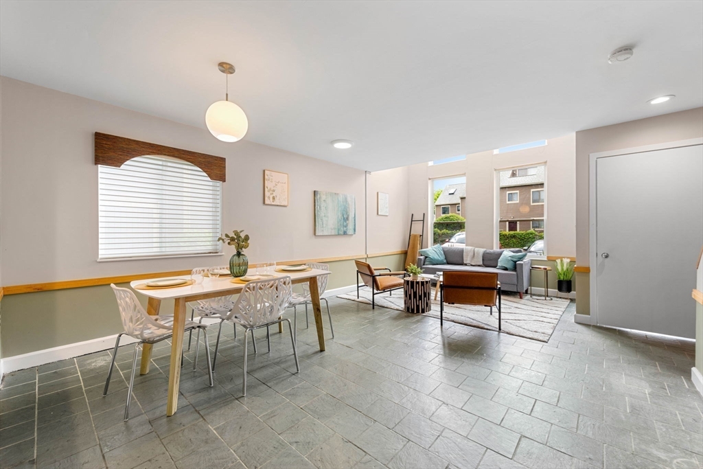 123 Governor Winthrop Rd # 123