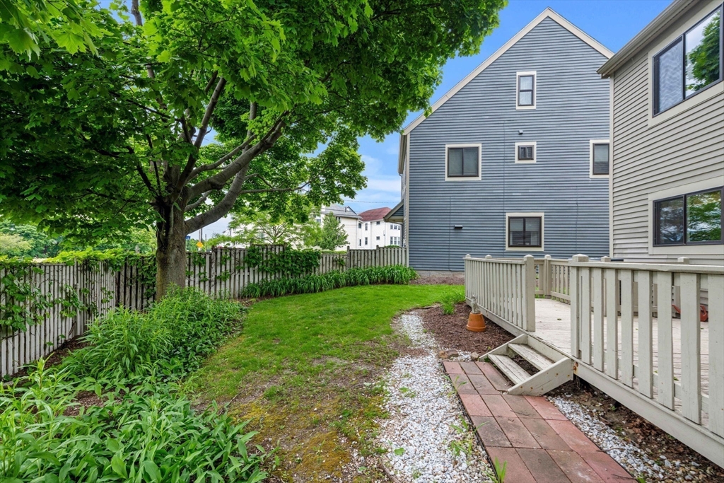 123 Governor Winthrop Rd # 123