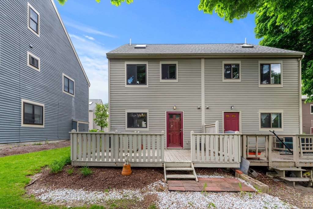 123 Governor Winthrop Rd # 123