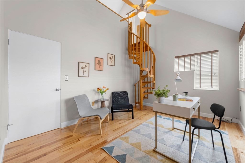 123 Governor Winthrop Rd # 123