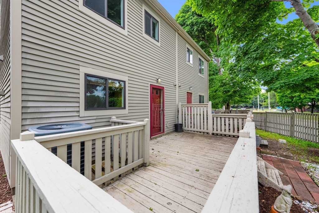 123 Governor Winthrop Rd # 123