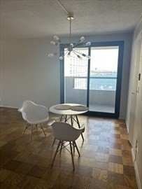 65 East India Row # 15C