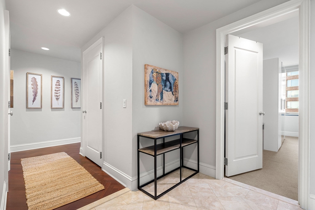 1 Charles Street S # 1012