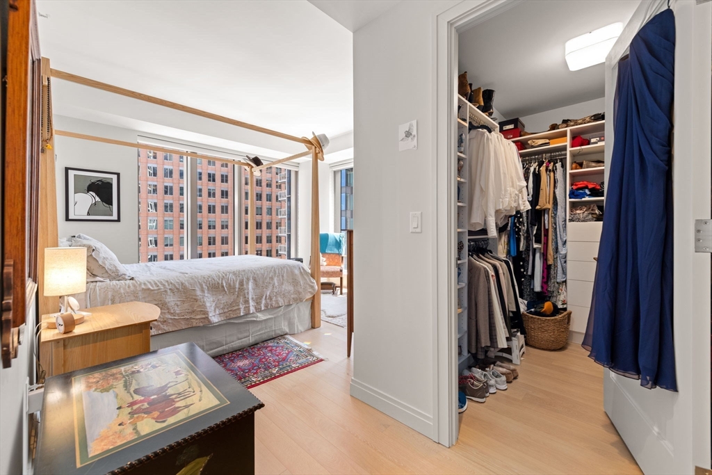133 Seaport Blvd Suite # 909