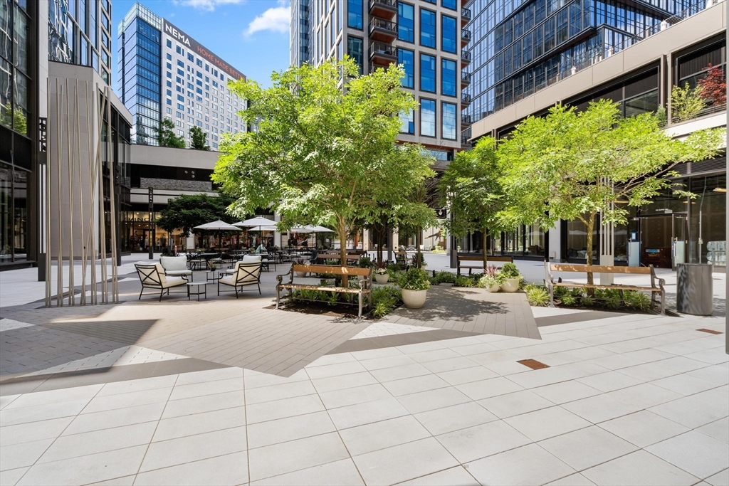 133 Seaport Blvd Suite # 909