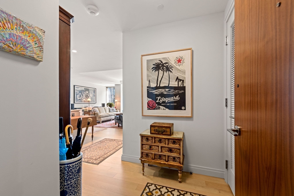 133 Seaport Blvd Suite # 909