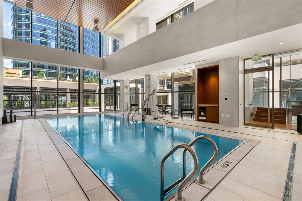 133 Seaport Blvd Suite # 909