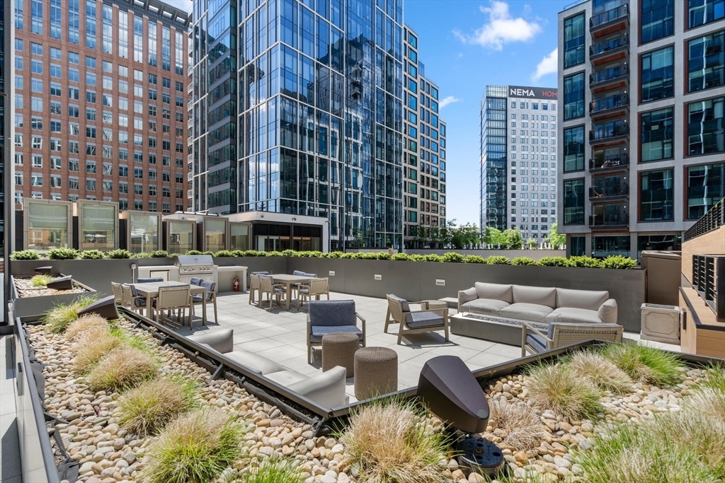 133 Seaport Blvd Suite # 909