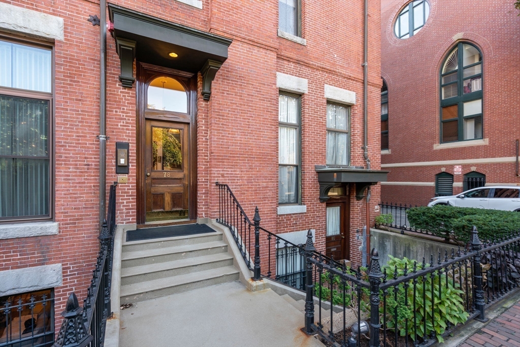 78 Warren Avenue # 202