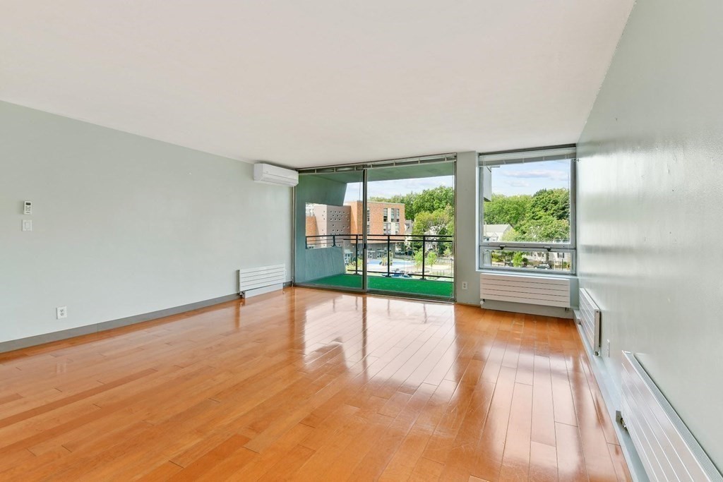 60 Babcock St # 28