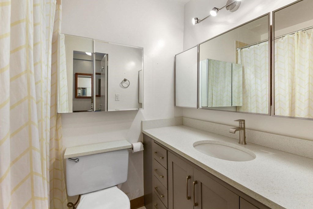60 Babcock St # 28