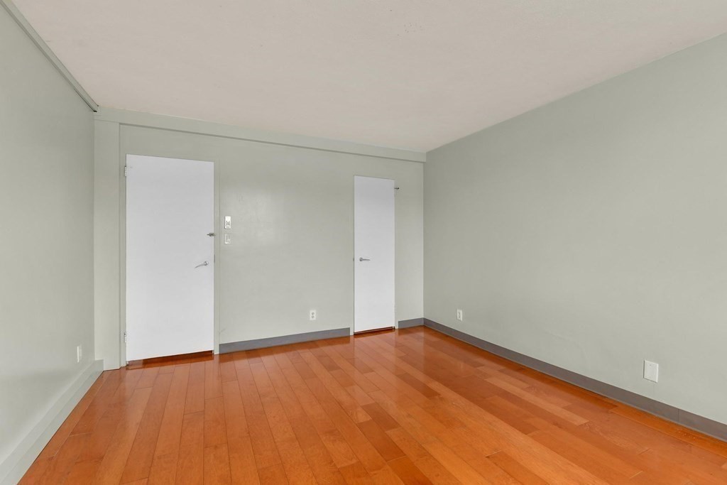 60 Babcock St # 28