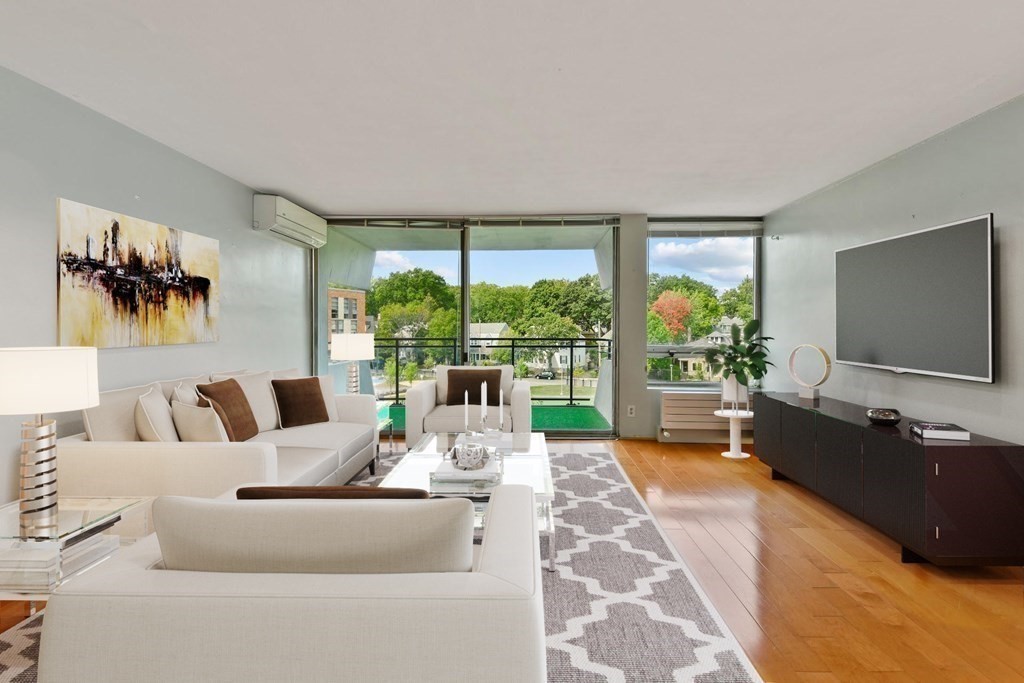 60 Babcock St # 28