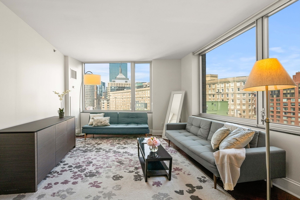 1 Charles Street S # 1112