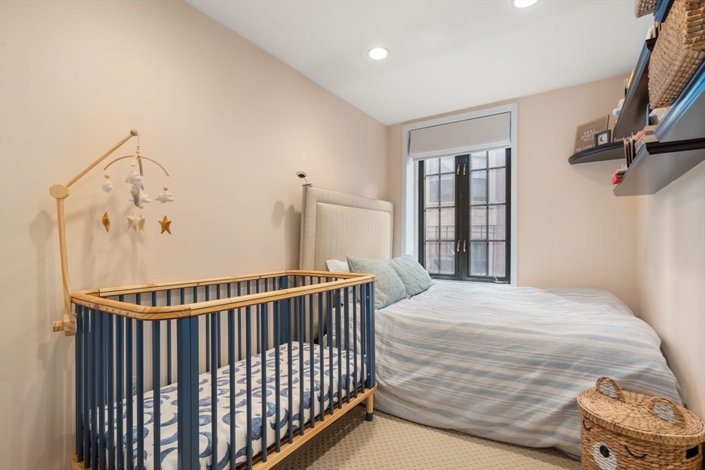 40 Joy St # 6