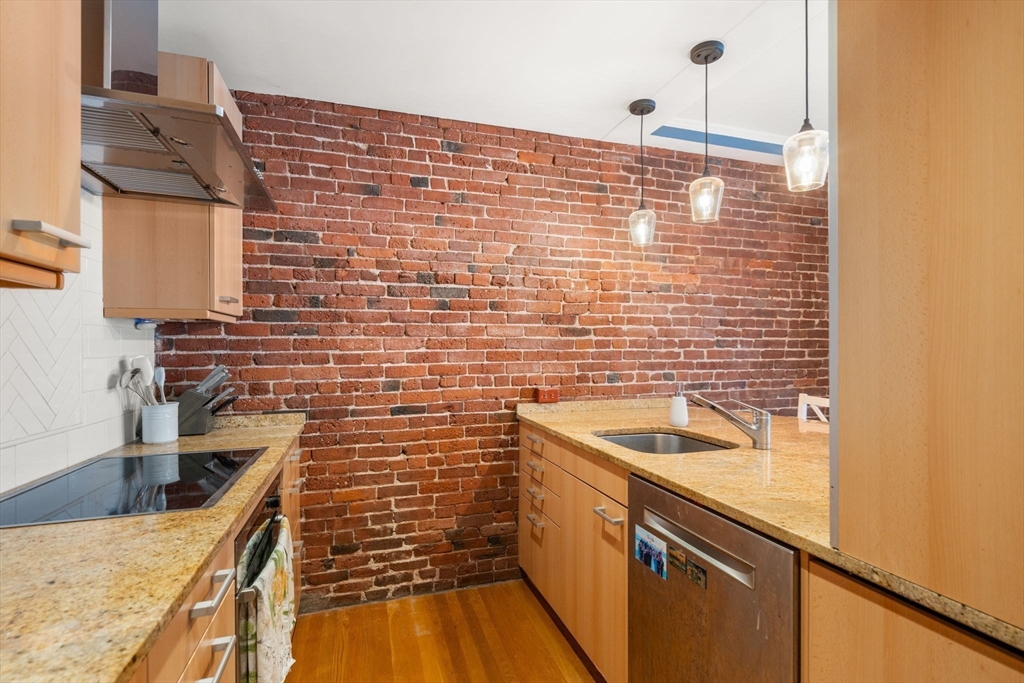 40 Joy St # 6