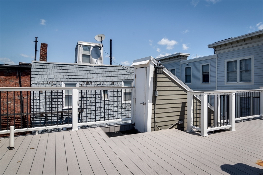 3 Lexington Avenue