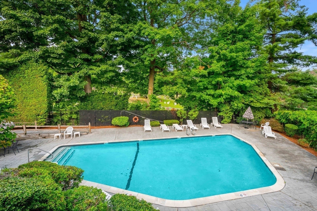 100 Ledgewood Drive # 211