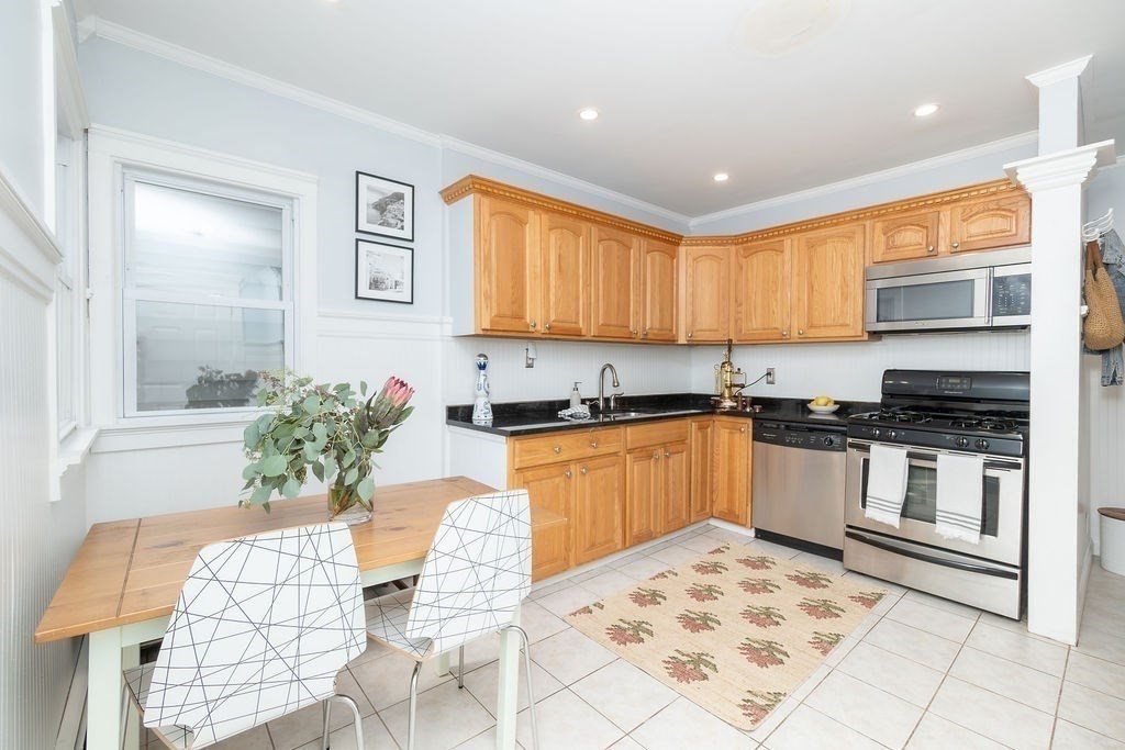 247 Everett Street # 1