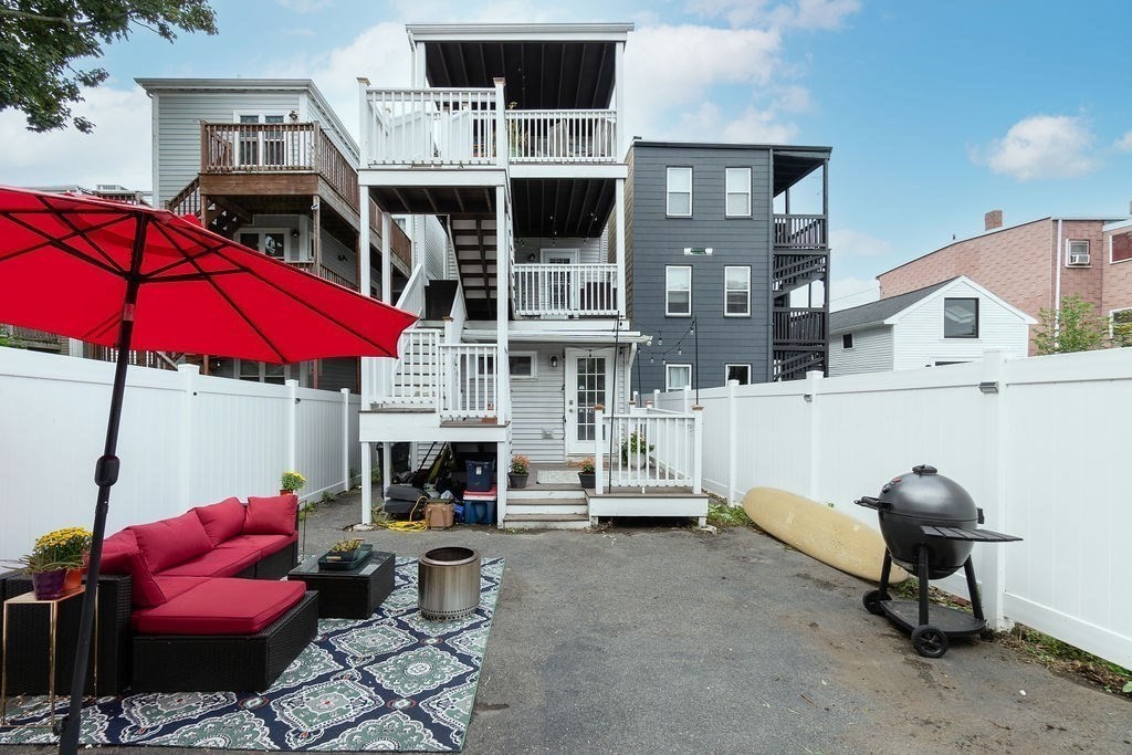 247 Everett Street # 1