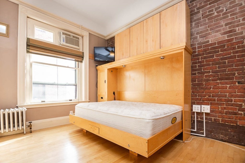 290 Commonwealth Ave # 20