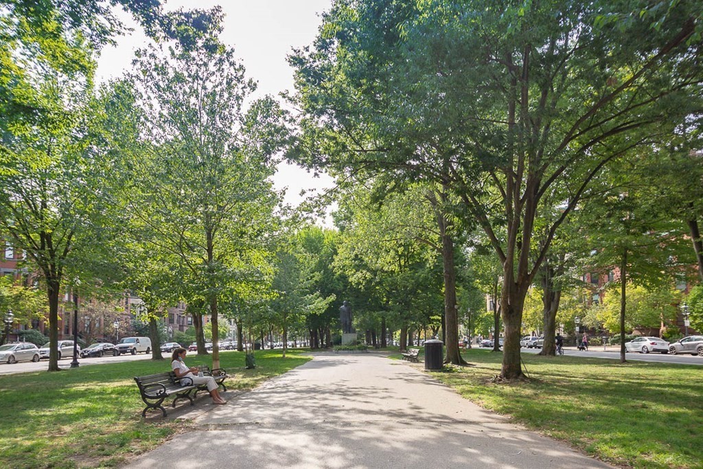 290 Commonwealth Ave # 20