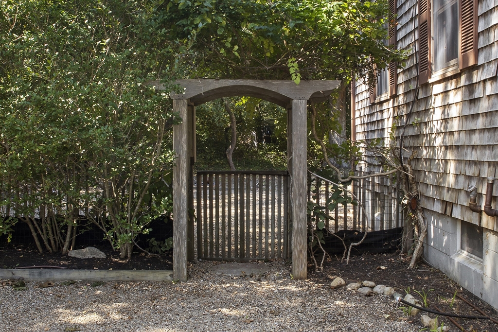 195 County Road