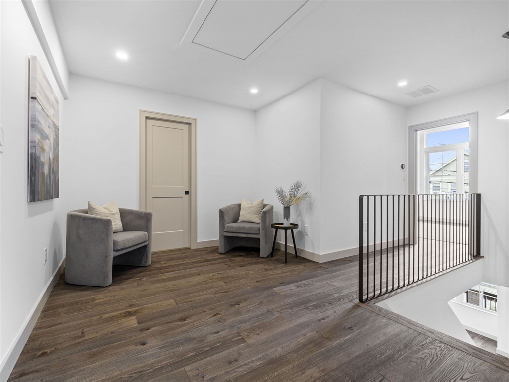 28 Winter St # 28