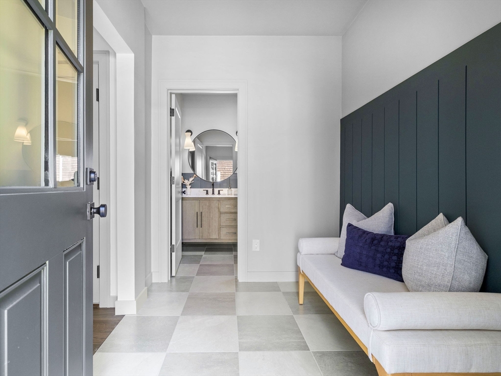 28 Winter St # 28